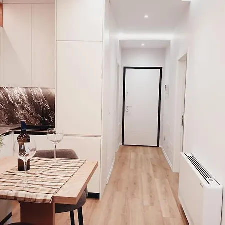 Apartament Genci's Wlora