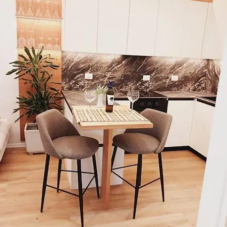 Genci's Apartmán Vlorë