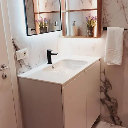 Apartman Genci's *