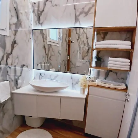 Apartman Genci's *